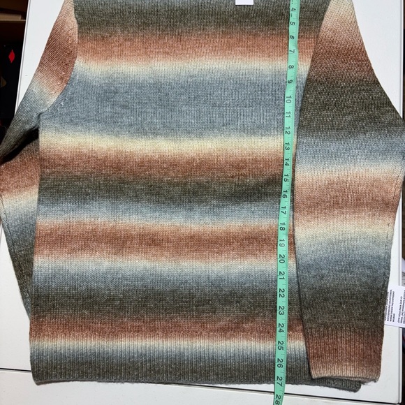 BNWT Topman Fluffy Ombré Sweater - Picture 4 of 7
